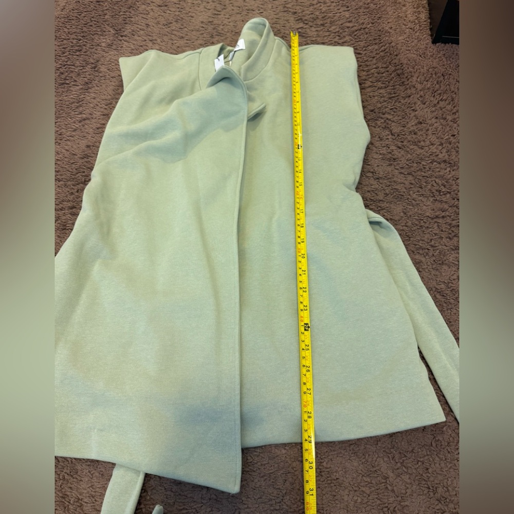 NWT $80 TEREA Zuri Wrap Vest DESSERT SAGE GREEN M MEDIUM - Picture 8 of 8